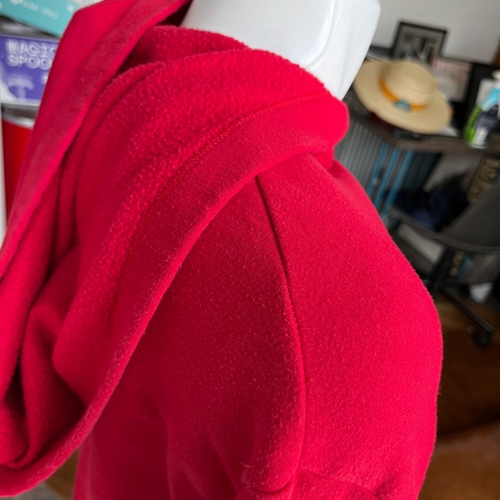 Victoria’s Secret PINK bright red cropped hoodie - Picture 6 of 9